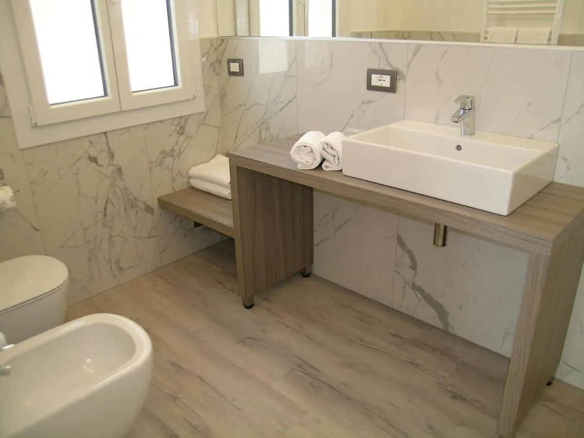 Hotel Belvedere Lido di Venezia 3*,  Italy